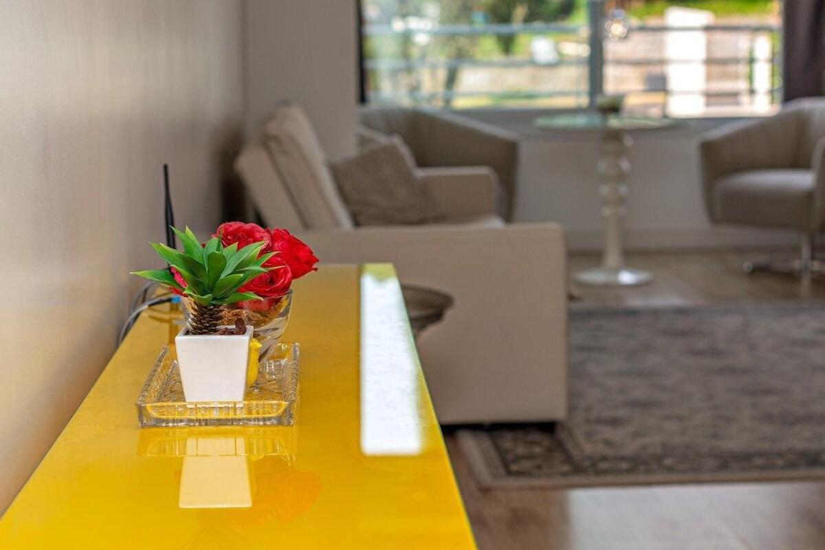 Rosa Edificio Parque Da Vinicola Apartment Грамаду Екстериор снимка
