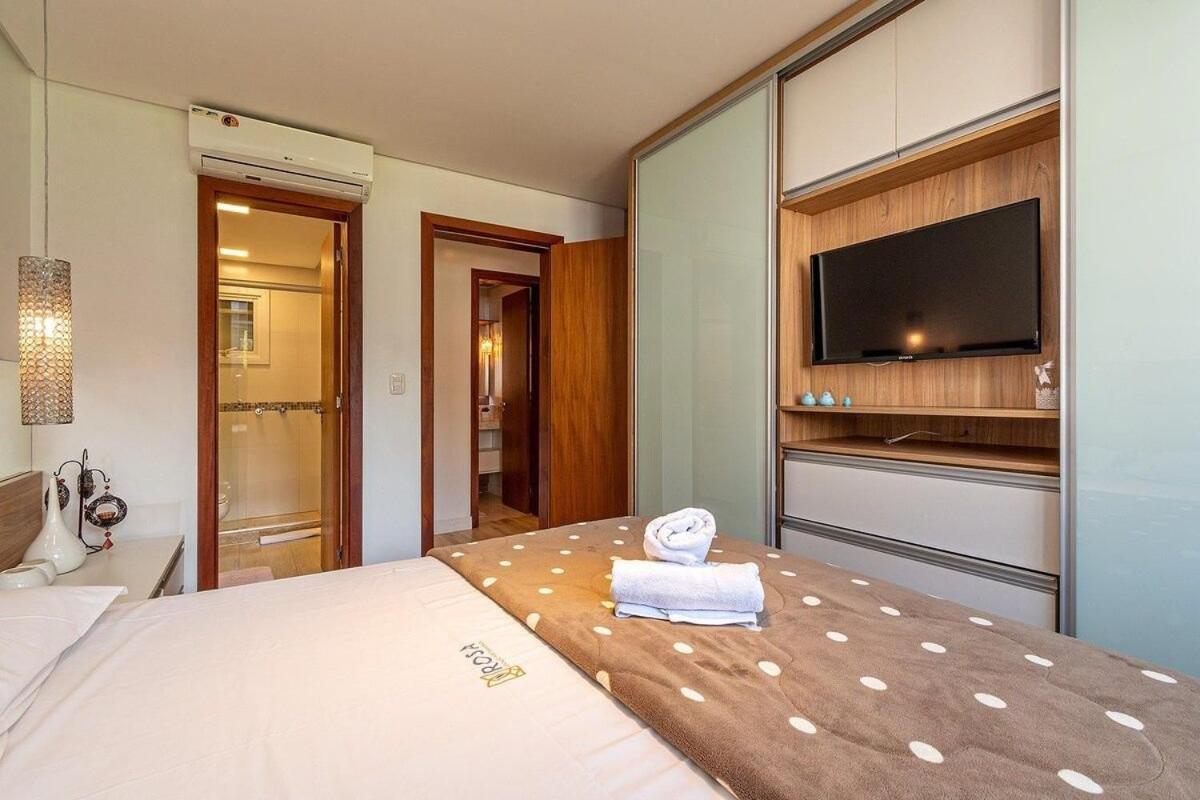 Rosa Edificio Parque Da Vinicola Apartment Грамаду Екстериор снимка