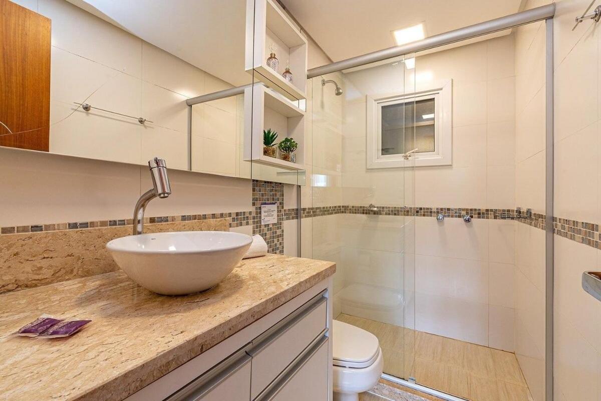Rosa Edificio Parque Da Vinicola Apartment Грамаду Екстериор снимка